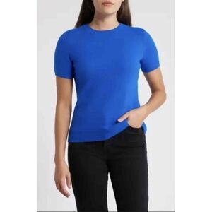 Premise Blue Short Sleeve Crew Neck Stretch Knit Casual Sweater Size Medium